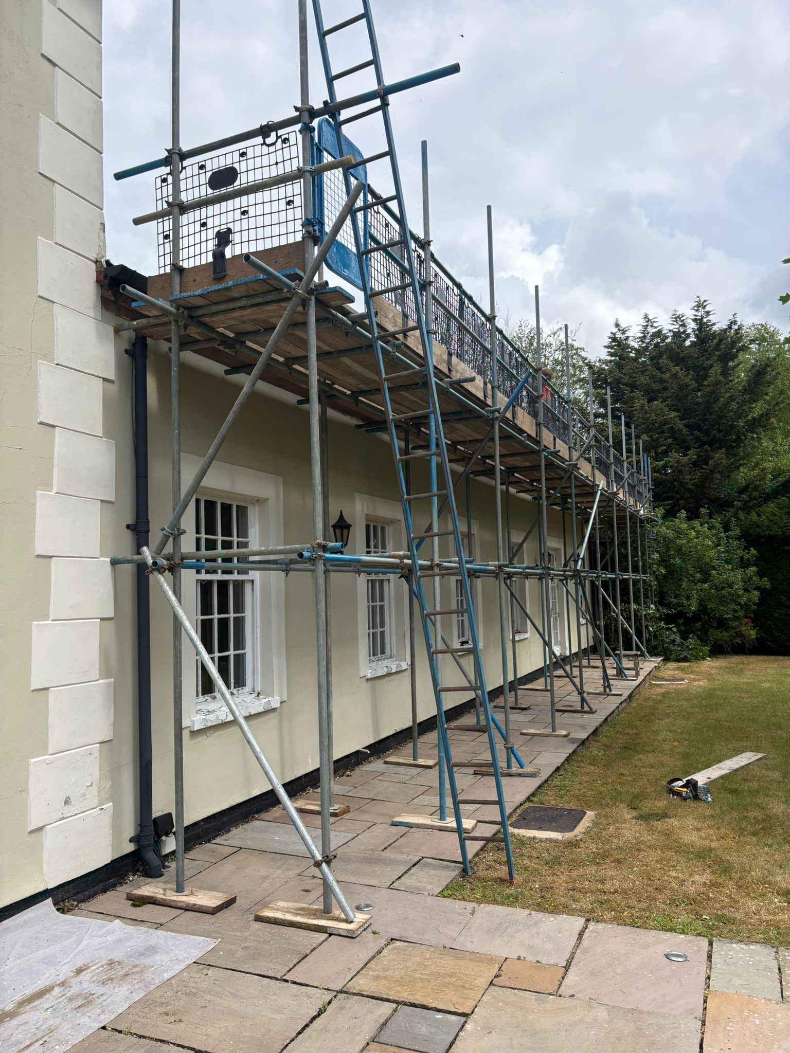 Small domestic scaffolding job along the side of a house to access roof